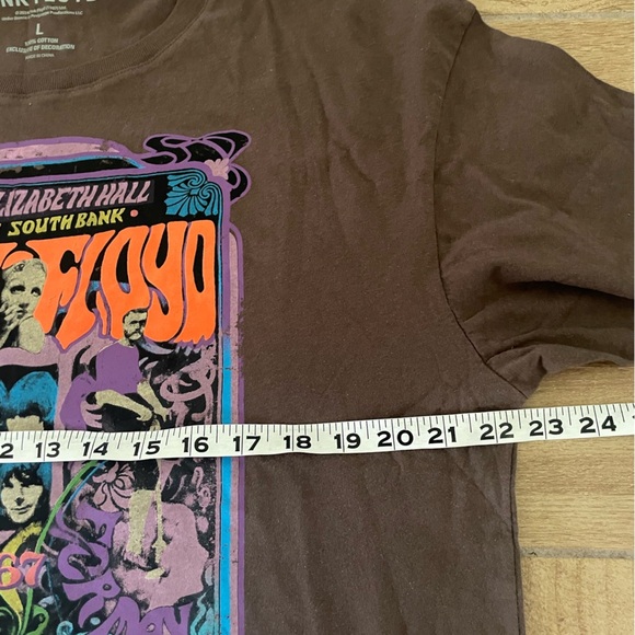 NWT Pink Floyd Brown Band Short sleeve Tee shirt women’s large - Picture 6 of 7